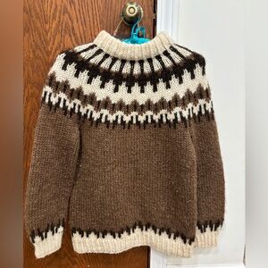 Vintage 100% virgin wool sweater
